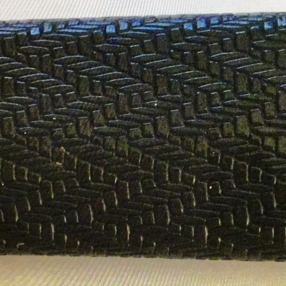 Joseph Abboud Eyeglass Case Foldover - Picture 7 of 7